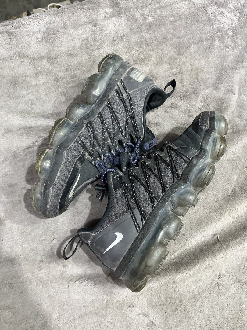 Nike Air VaporMax Run Utility | Size 36 (Category: Sneakers) located in General Trias. Submitted by zrchustle.604 (Listing ID 1466444308, Image 3). Description: Nike Air VaporMax Run Utility in the Black/Reflect Silver colorway (style code AQ8811-001 for women or AQ8810-003 for men). Key Features: • Design: An outdoor-inspired, utilitarian take on the classic VaporMax featuring Flywire cables and toggle-lock bungee laces. • Sole: Signature segmen