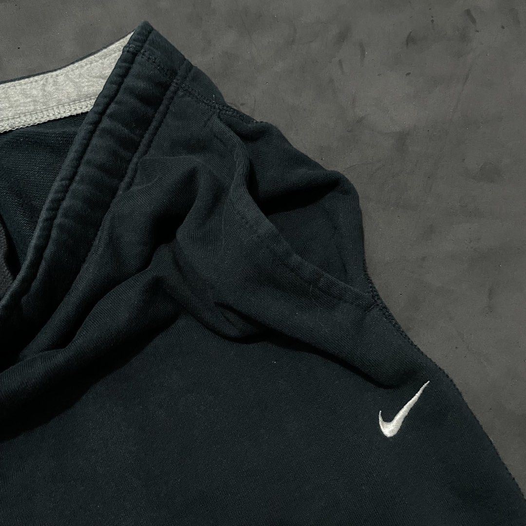 Nike Athletic Dept Sweat Pants (Category: Activewear) located in Manila. Submitted by bloodripsx (Listing ID 1466525460, Image 2). Description: .