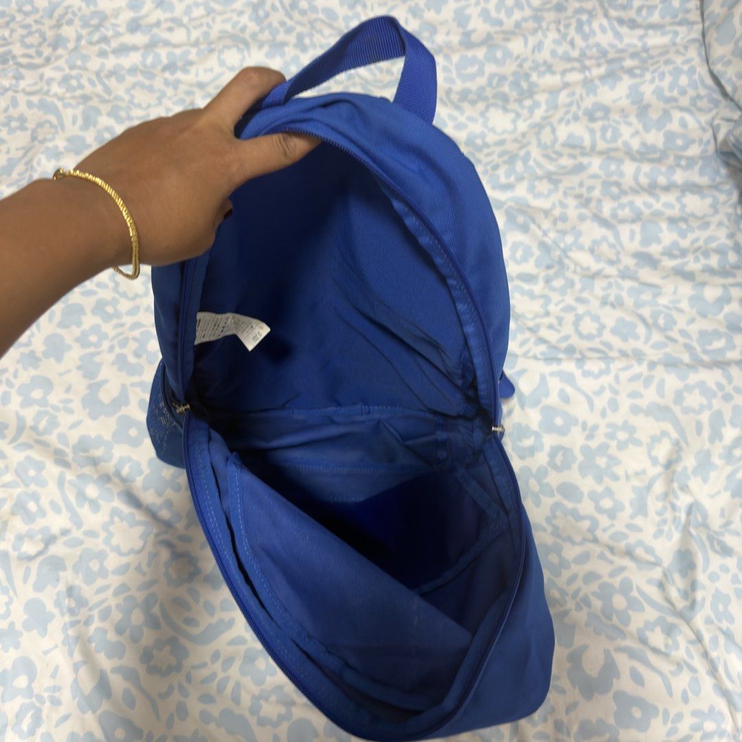 Nike Backpack (Category: Backpacks) located in Manila. Submitted by declutters.wrdrb (Listing ID 1466462535, Image 2). Description: .