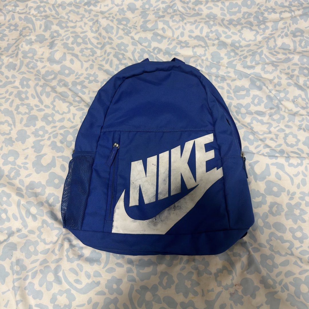 Nike Backpack (Category: Backpacks) located in Manila. Submitted by declutters.wrdrb (Listing ID 1466462535, Image 1). Description: .