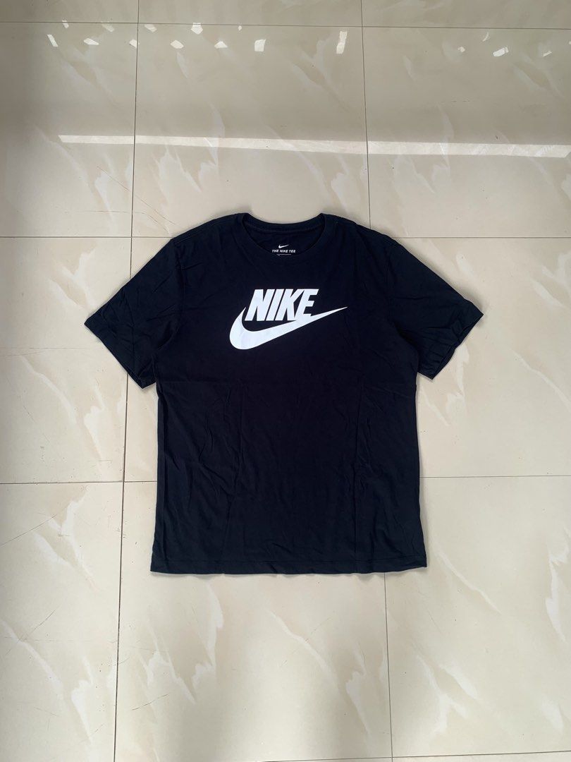 Nike Basic Tee (Category: Tshirts & Polo Shirts ) located in Talaingod. Submitted by anywearthrifted.cs (Listing ID 1466453244, Image 1). Description: 2XL on tag W21.5 X L28 Like new condition No issue 📩📩.