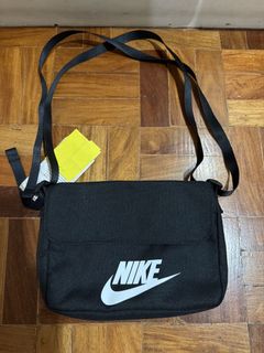 (Category: ) located in . Submitted by bagoffinds (Listing ID 1466374094, Image 1). Description: .