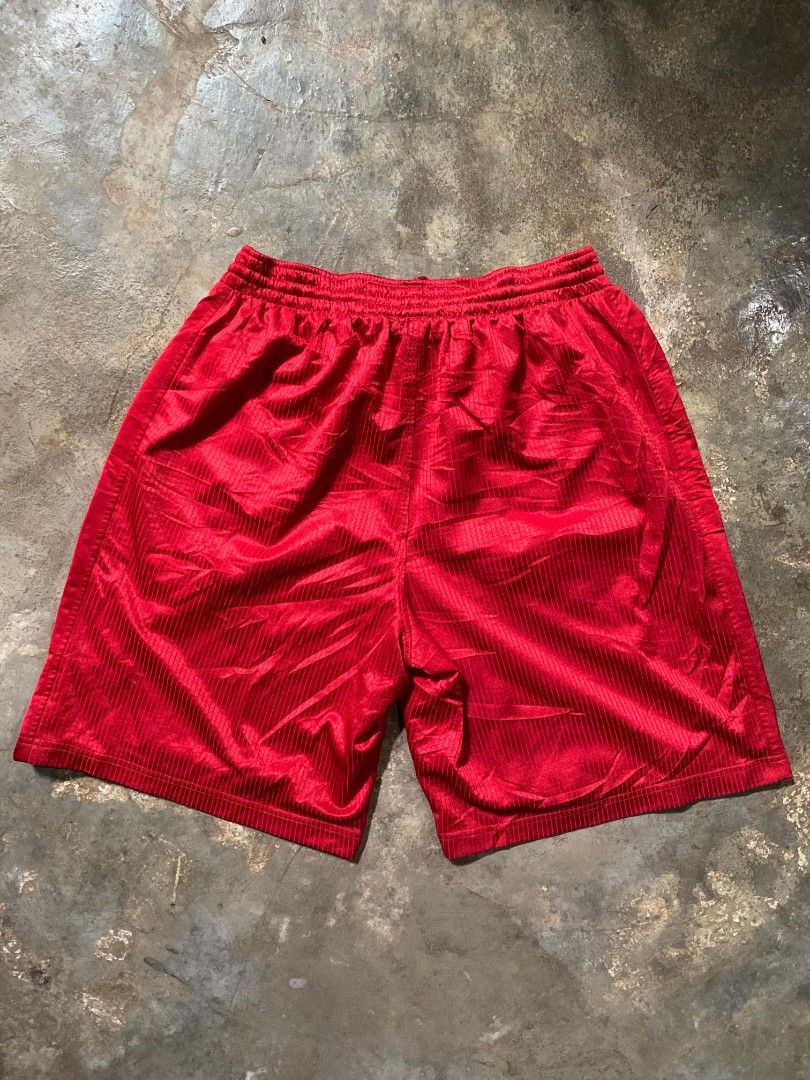 Nike Boller (Category: Shorts) located in Manila. Submitted by clutchthrift (Listing ID 1466478937, Image 2). Description: Nike Boller Size L on tag Price 650.