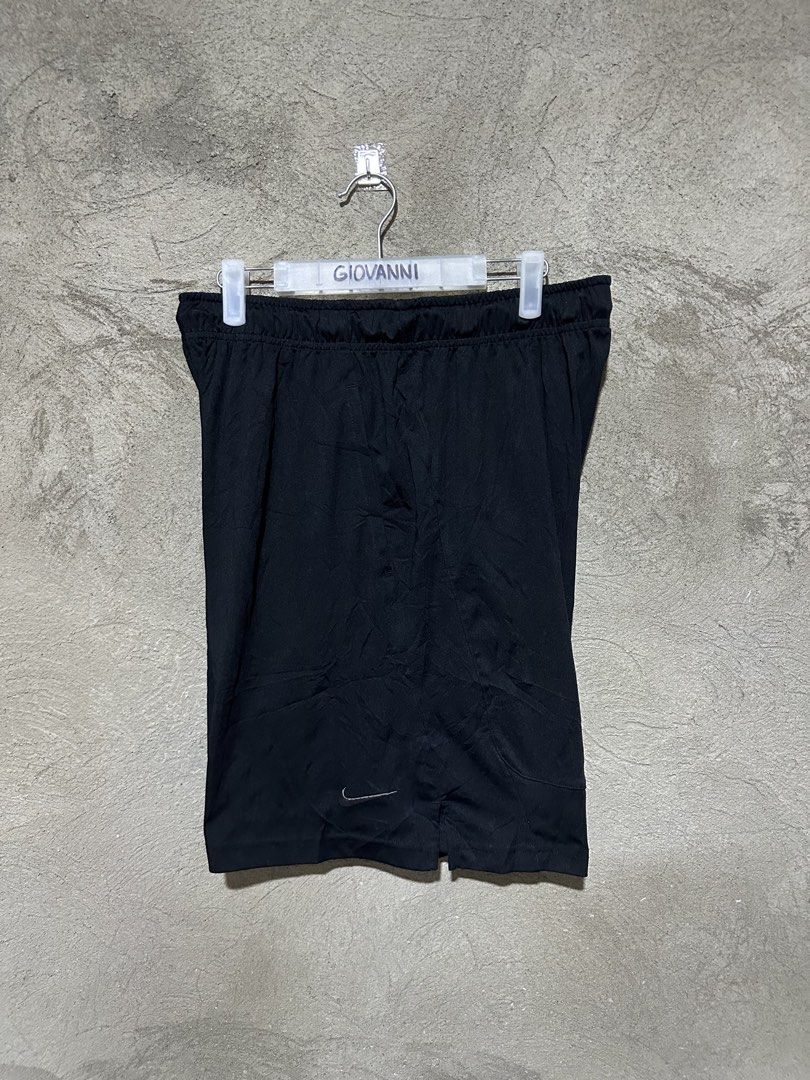 Nike Dri-Fit Embroidered Logo (Category: Activewear) located in Ozamiz City. Submitted by quick_done_deals (Listing ID 1466372875, Image 1). Description: 🛒 ** Nike Dri-Fit Embroidered Logo ** 💯 Excellent Condition 📐 Dimes: Length: 20 Waist: 32-36 🔍 Issue: None 🎨 Color Rate: 9.5 / 10 .