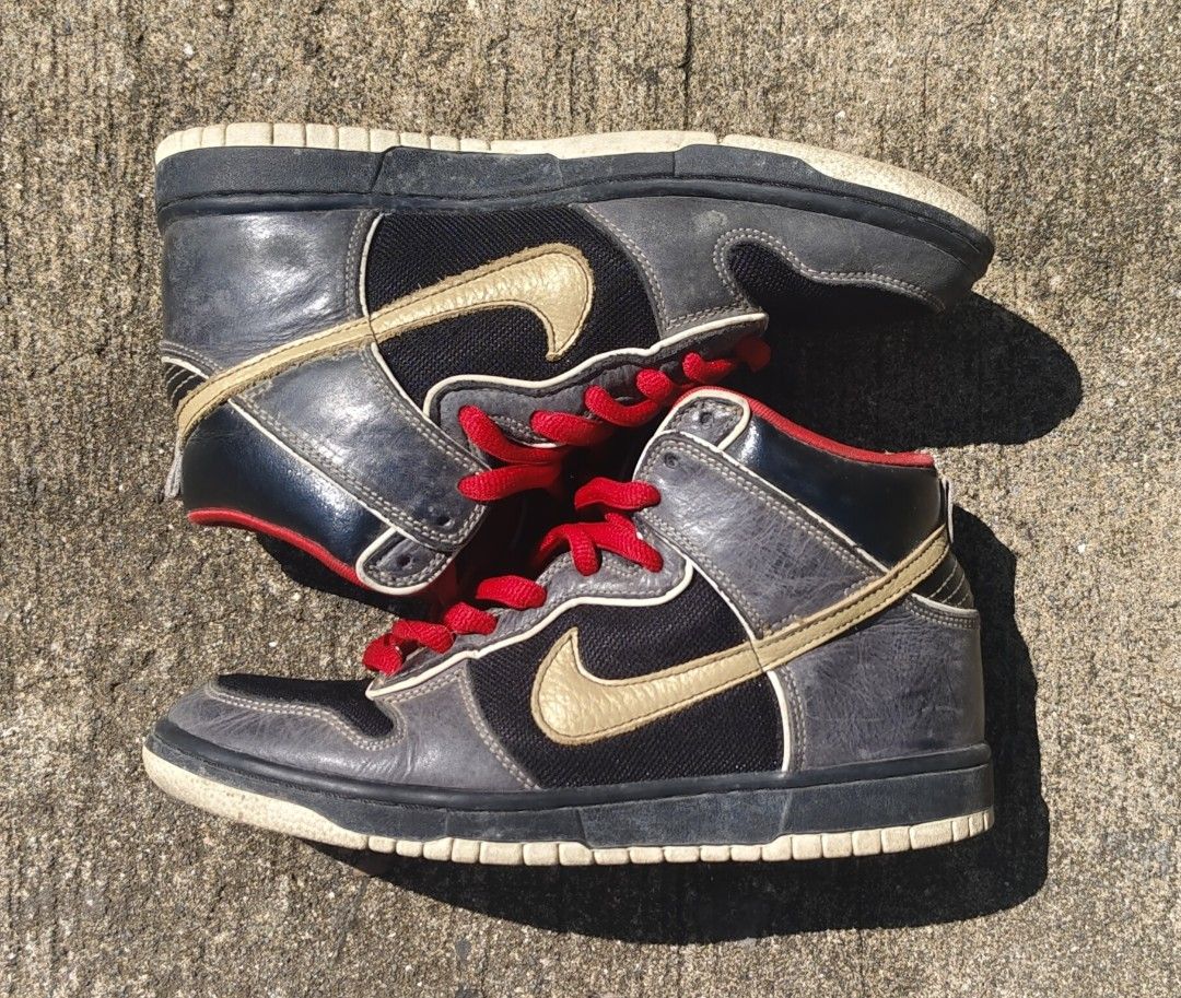 Nike Dunk High Marshall Amps 2008 (Category: Sneakers) located in Aguinaldo. Submitted by heisendrip (Listing ID 1466471597, Image 1). Description: US 7 Well-kept condition No drags 80% stars issue: seps due to age can do vc first.