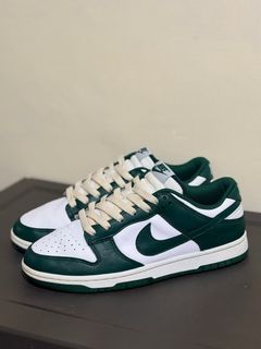 (Category: ) located in . Submitted by snkr.essence (Listing ID 1466491396, Image 1). Description: .
