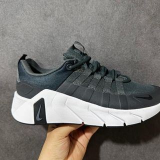 （分類：）位於 。 由 florindalakin 提交（商品編號 1466384245，圖片 1）。簡介： 。