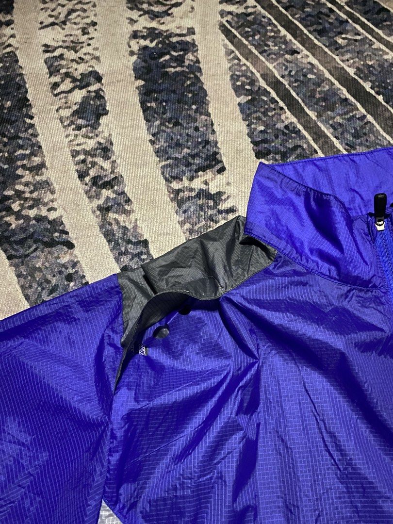 Nike Golf Short Sleeve Half Zip Windbreaker (Category: Tshirts & Polo Shirts ) located in Goa. Submitted by _rawgallery (Listing ID 1466415189, Image 3). Description: size on tag : xl width : 23.5 length : 30.5.