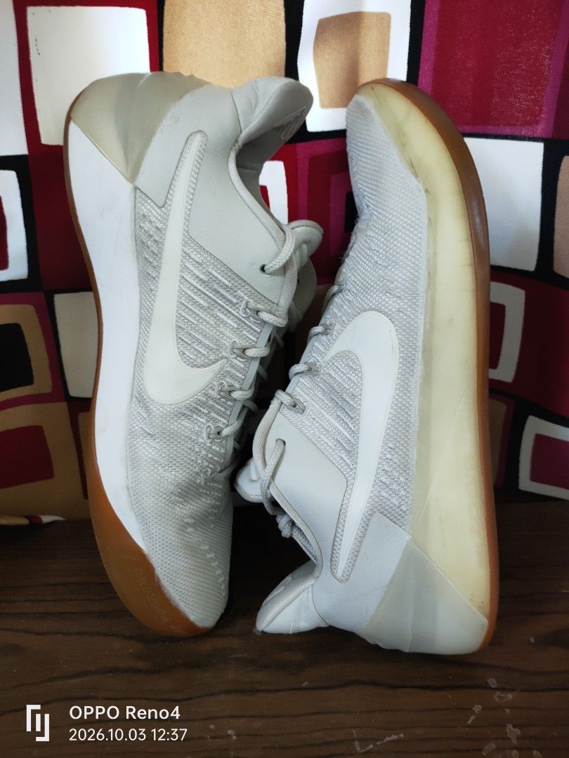 Nike Kobe AD (Category: Sneakers) located in Naga. Submitted by yourbartender13 (Listing ID 1466385923, Image 3). Description: Nike Kobe AD OG 2017 release Colorway: Light Bone Size: US 9.5 / EUR 43 Issue: reglue sa toebox Rfs: decluttering, need space Location: Dayangdang, Naga City, Camarines Sur.