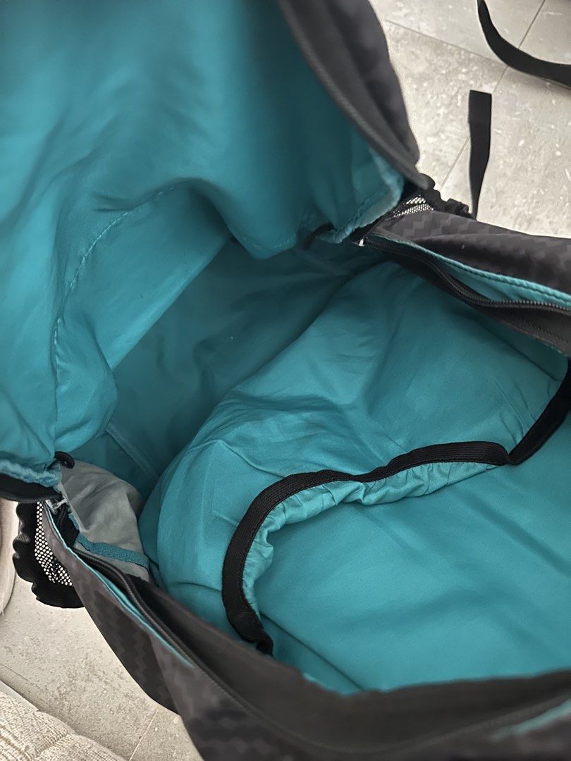 NIKE Legend Backpack (Category: Backpacks) located in Las Pinas. Submitted by jananavarr15760 (Listing ID 1466421797, Image 3). Description: NIKE Legend Backpack Price: ₱500 Size: Height - 21 inch Length - 16 inch Width - 8 inch Has some issues.