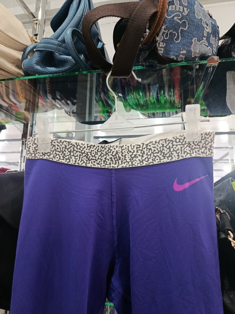 Nike leggings just do it small (Category: Other Bottoms) located in Bacolod City. Submitted by empatees (Listing ID 1466353617, Image 3). Description: .
