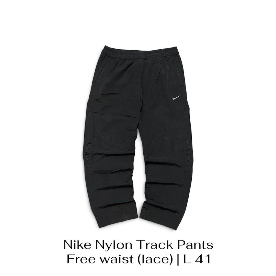 Nike Nylon Track Pants (Category: Activewear) located in Manila. Submitted by bloodripsx (Listing ID 1466525334, Image 1). Description: .