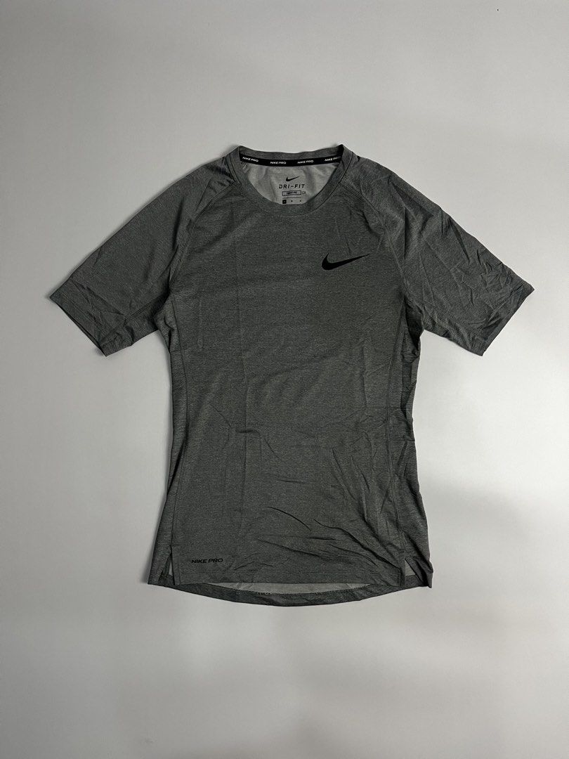 Nike Pro Compression Shirt (Category: Activewear) located in Tacloban City. Submitted by donsthrift (Listing ID 1466513905, Image 1). Description: 16 Width 28 Length .