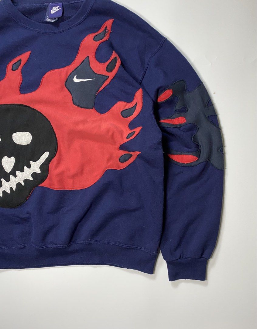 Nike Reworked Crewneck (Category: Coats, Jackets and Outerwear) located in Bago City. Submitted by johnpaul_gidlayan (Listing ID 1466410028, Image 2). Description: Nike Reworked Sweatshirt Item Details Size: Medium Dimension: 23.5x27.5 Sleeves: 24.5 Shoulder: 23 Condition: Excellent conditon (needwash) Color Rate: 9.3/10 Flaws: None (Item color vary due to lighting) — Price: 850+sf.