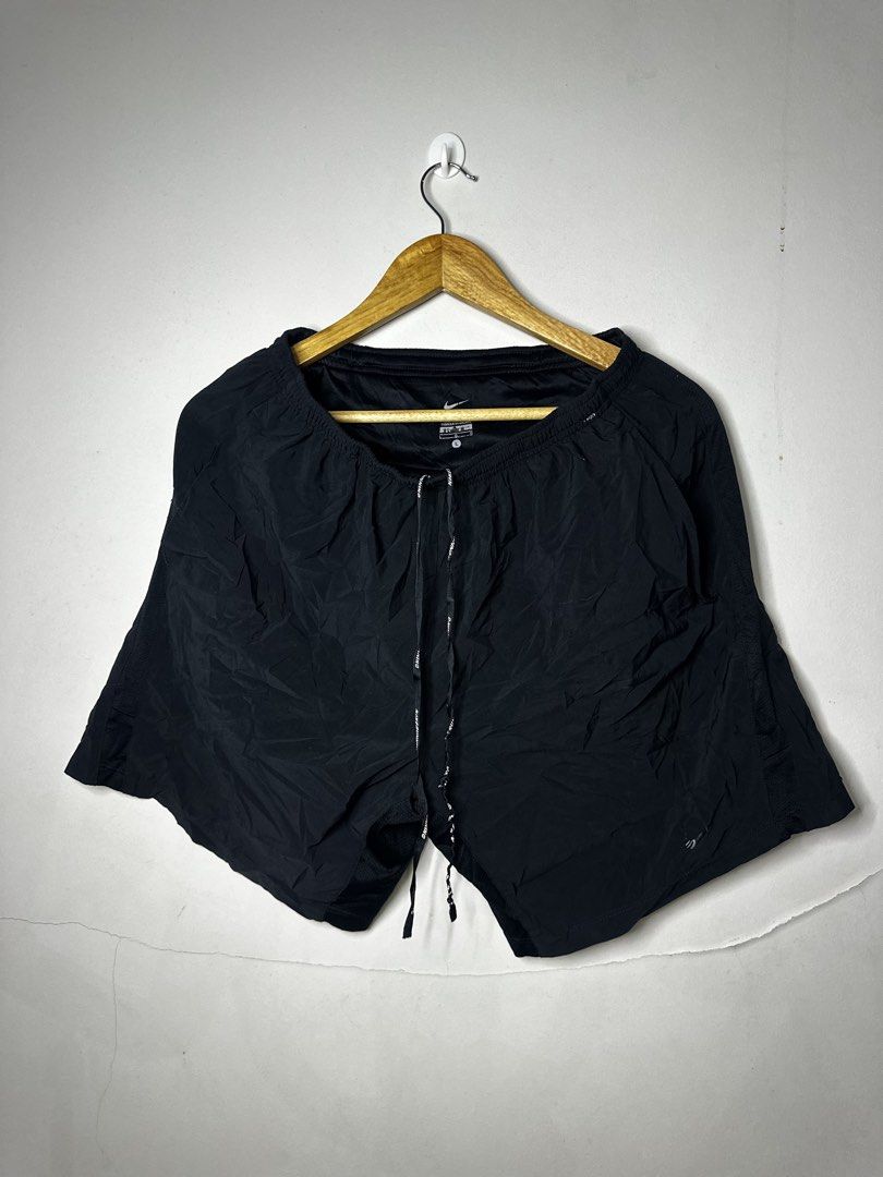 NIKE RUNNING (Category: Shorts) located in Molave. Submitted by thriftmate13 (Listing ID 1466527269, Image 1). Description: .