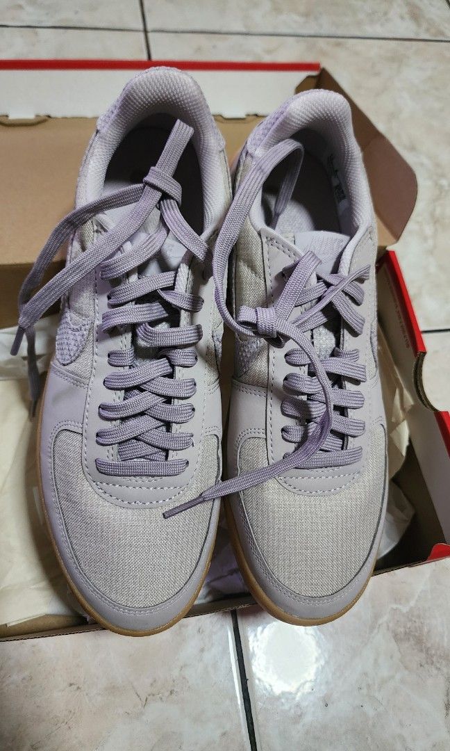 NIKE SHOES (Category: Casual Shoes) located in Manila. Submitted by stephenshia2014 (Listing ID 1466447422, Image 2). Description: NIKE | FIELD GENERAL { CREAM II/MOON PARTICLE - PLATINUM VIOLET size : 9.5 Mens Brand New / Open box complete with box Limited Stocks only Asking below Retail Price for 4,200.