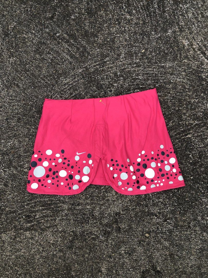 Nike skort (Category: Skirts) located in Manila. Submitted by brightlion-472b2e (Listing ID 1466382649, Image 2). Description: 28-32 Excellent condition No issue .
