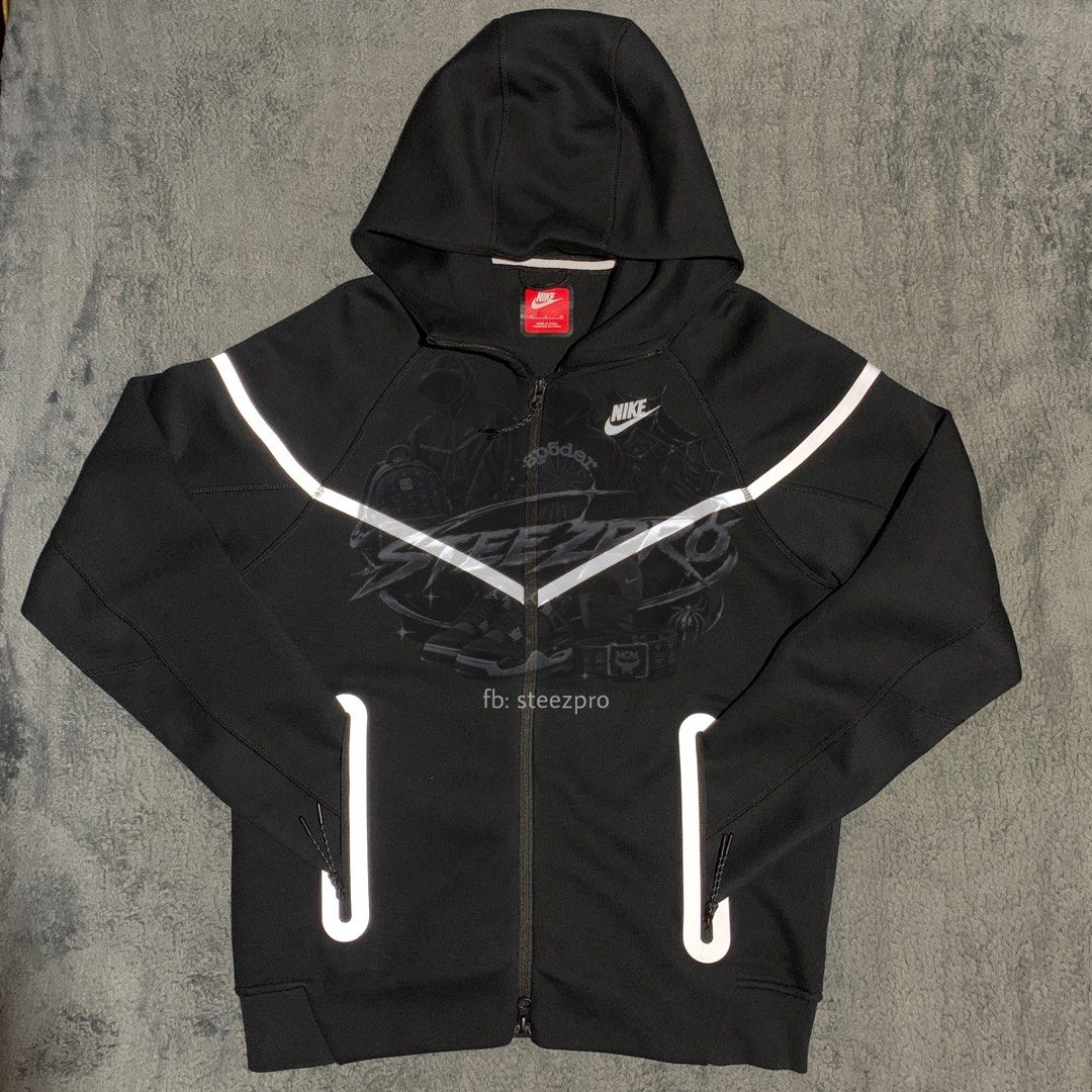 Nike Tech Fleece Black Reflective Set (Category: Hoodies) located in Manila. Submitted by steezpro.dept (Listing ID 1466503561, Image 2). Description: Try for fittings only and found out that is not perfectly fit to the owner. But the hang tags already remove..