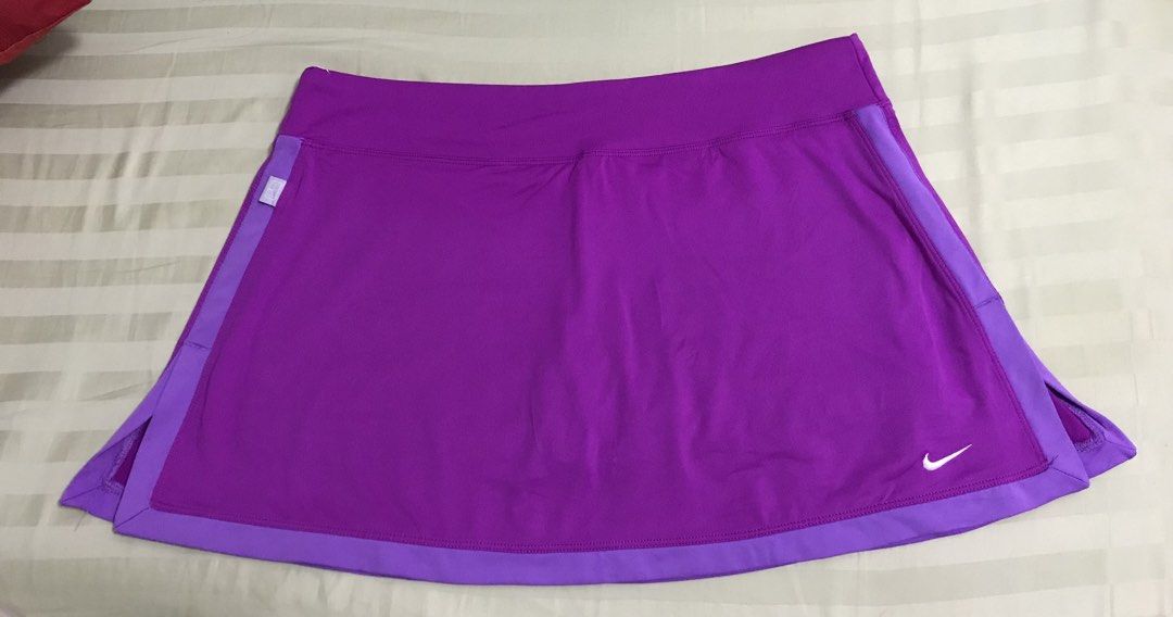 Nike Tennis Skirt (Category: Activewear) located in Manila. Submitted by freshlemon58885 (Listing ID 1466361487, Image 1). Description: With inner cycling Large Made in Cambodia .