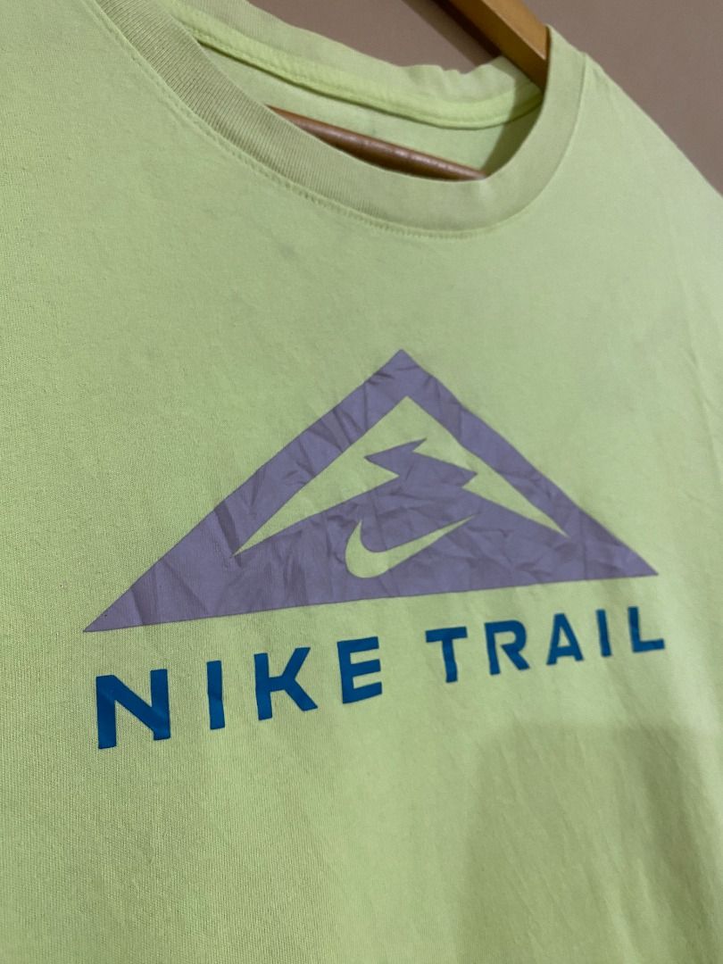 Nike Trail Dri-fit Shirt (Category: Tshirts & Polo Shirts ) located in Cadiz. Submitted by thespotcdz (Listing ID 1466412561, Image 2). Description: Large on tag Width 21.5" Length 27" 9/10 rate w/ light stains.