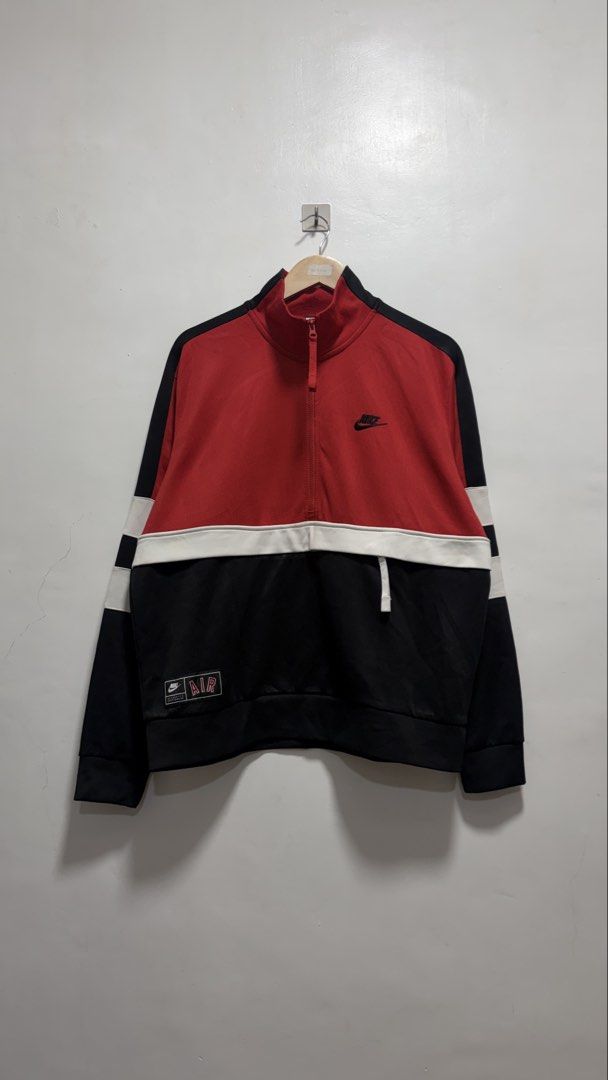 Nike Tritone Half Zip Track Jacket (Category: Coats, Jackets and Outerwear) located in Manila. Submitted by petlover777 (Listing ID 1466411659, Image 1). Description: 24.5 x 27 (large to xl) GOOD AS NEW! 🔥 Pick up location: Barangay 235 Zone 22 Abad Santos Manila Delivery: J&T | Lalamove.