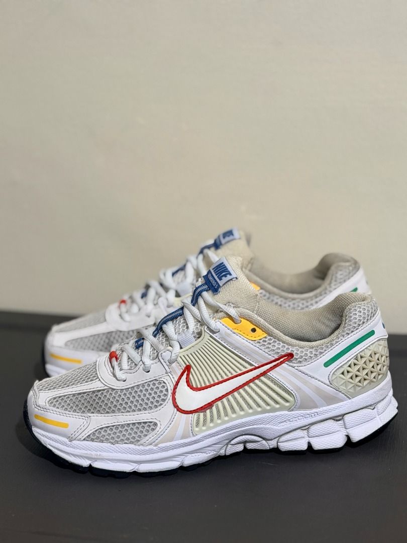 Nike Vomer 5 Primary Colors (Category: Sneakers) located in Baguio. Submitted by snkr.essence (Listing ID 1466490193, Image 1). Description: Nike Vomer 5 Primary Colors Size: 7 US Wms 4.5 UK 38 EUR 24 CM Condition: Used Inclusions: Pair only Price: ₱1,500 Check us out on: IG: snkr.essence Carousell: snkr.essence 🚚 📦Shipping Thru J&T (₱200 SF) 📍Baguio City - 2600.