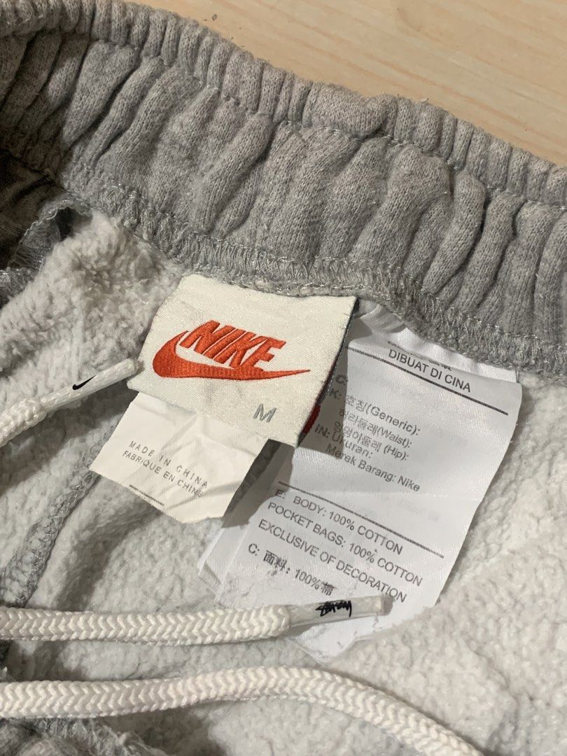 Nike x Stussy Pants (Category: Activewear) located in Zamboanga. Submitted by totsthrifted (Listing ID 1466527391, Image 2). Description: GOOD CONDITION ISSUE NASA LAST 2 PIC 30-34 x 36 9.7/10 Pm📩.