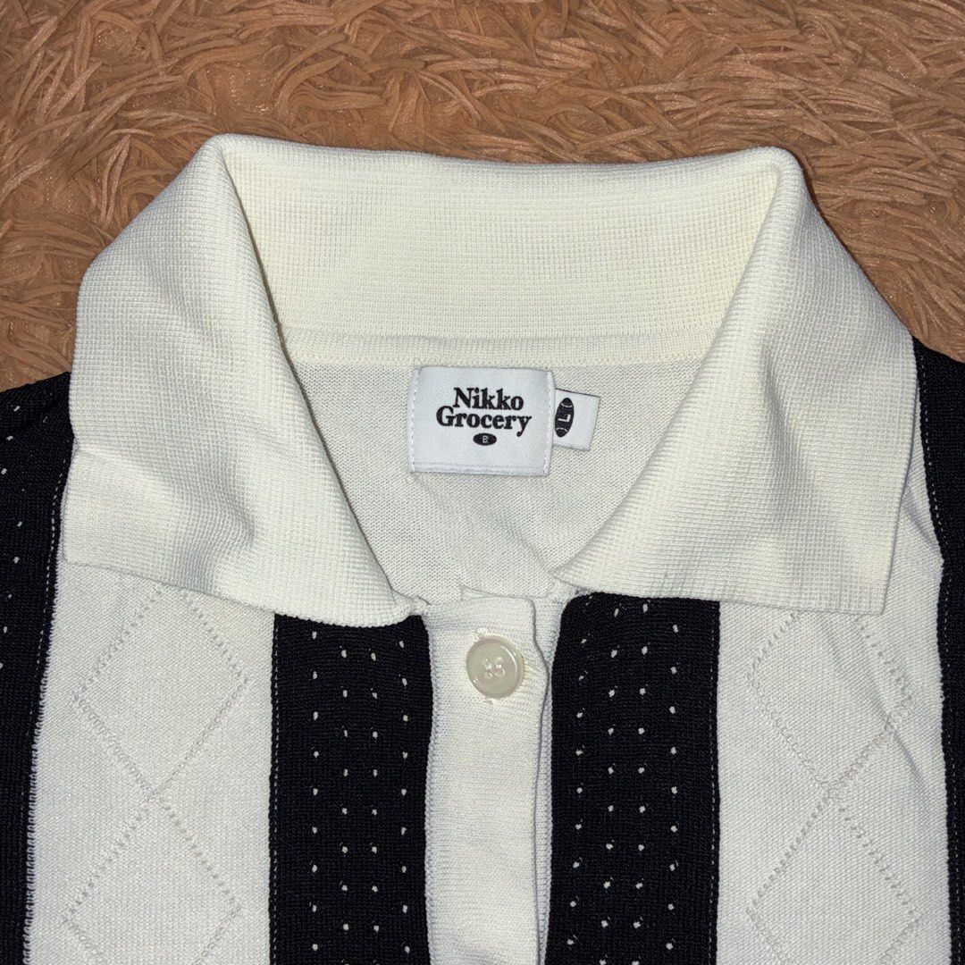 Nikko Grocery Knitted Mesh Shirt (Category: Formal Shirts) located in Nabua. Submitted by elevadoray (Listing ID 1466392548, Image 2). Description: Nikko Grocery Knitted Mesh Shirt Large (25 x 27 Inches) Excellent Condition (10/10) P650.