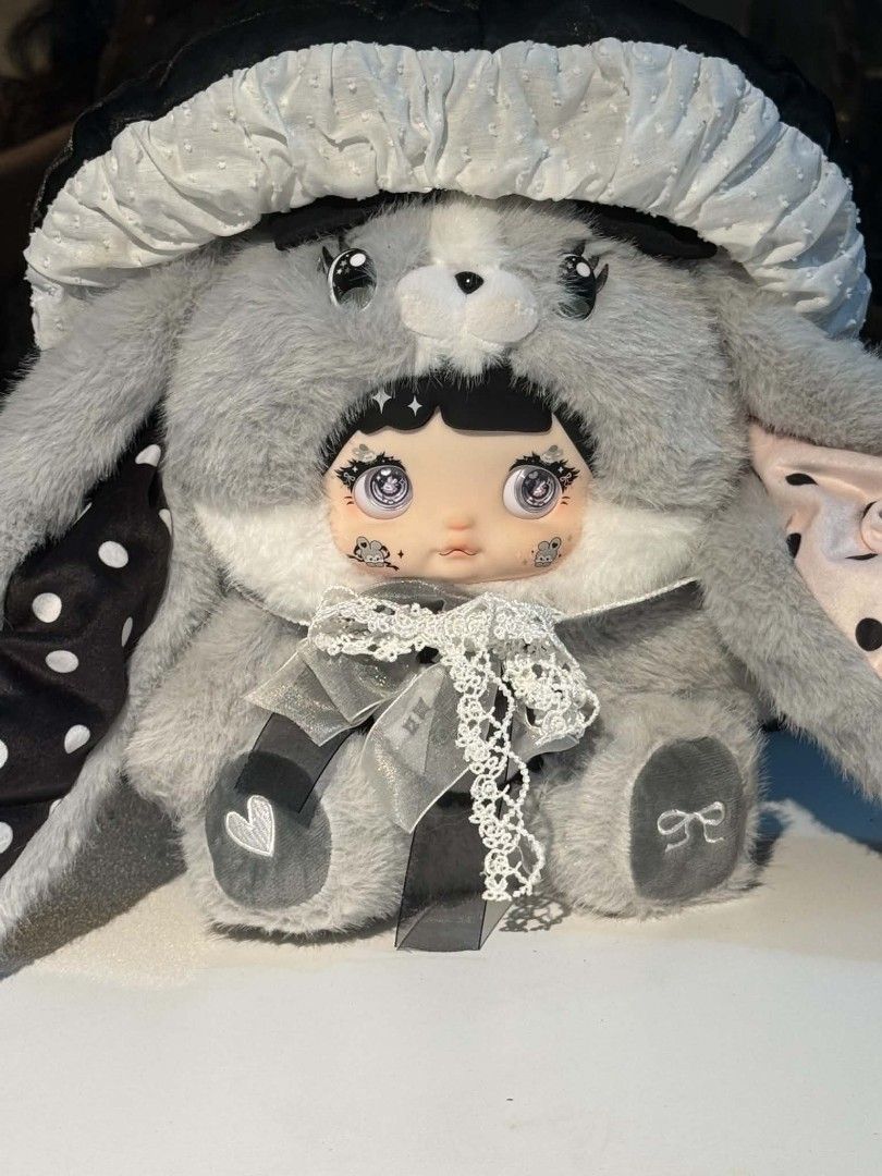 Nommi 400% Mushroom Hat Series - JADE (Category: Plushies & Soft Toys) located in Tarlac. Submitted by hoshizorastuffs (Listing ID 1466464623, Image 2). Description: -Complete Inclusions •Box •Card • Foil - Mode of Payment: GCash, Maribank - Shipping via J&T Express (Buyer covers shipping fee) -Ships from Tarlac.