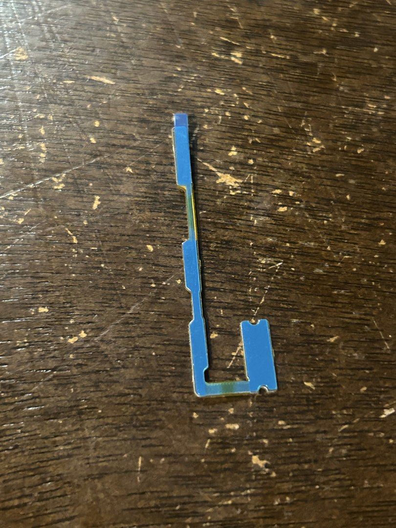 Note 12 4G Redmi Note 12 4G Volume Button Flex Cable set blue (Category: Other Mobile & Gadget Accessories) located in General Trias. Submitted by aprilocampo0412 (Listing ID 1466474776, Image 3). Description: Note 12 4G Redmi Note 12 4G Volume Button Flex Cable set blue.