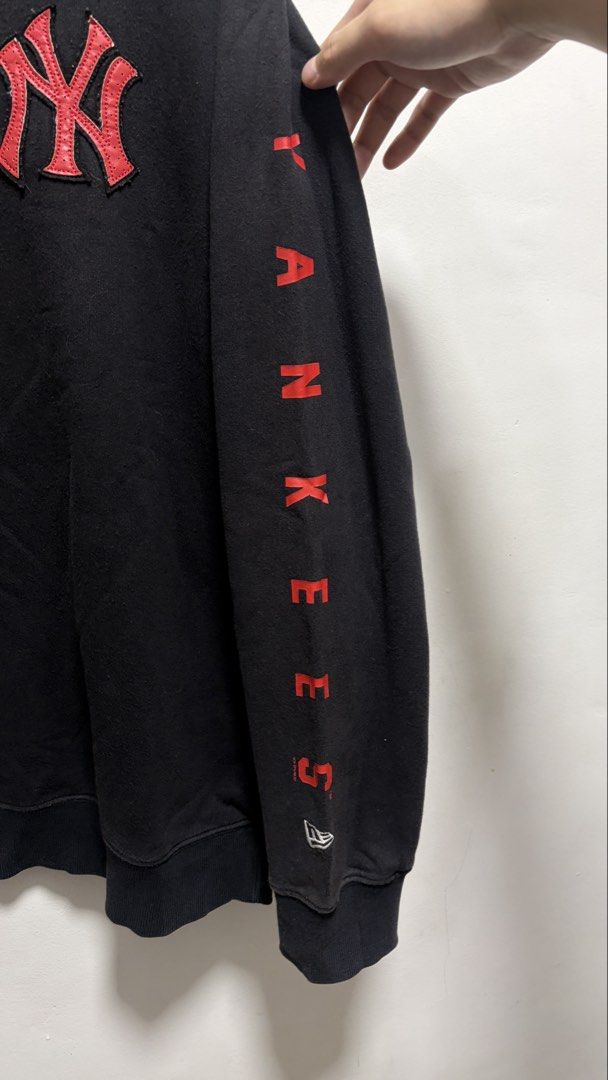 NY Yankees MLB Black Sweater (Category: Coats, Jackets and Outerwear) located in Manila. Submitted by petlover777 (Listing ID 1466410989, Image 3). Description: 23.5 x 29.5 (XL) EXCELLENT CONDITION! 🔥 Pick up location: Barangay 235 Zone 22 Abad Santos Manila Delivery: J&T | Lalamove.