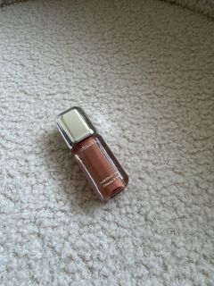 (Category: ) located in . Submitted by luxeprelovedcollection (Listing ID 1466436656, Image 1). Description: .