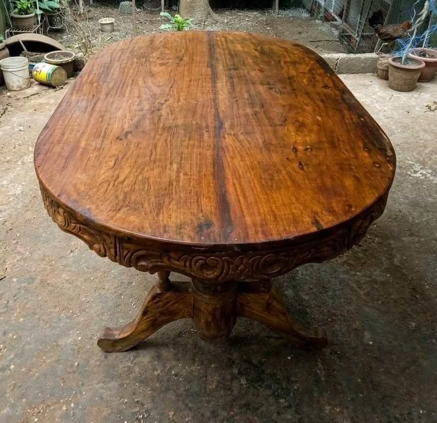 Old Dining Table (Category: Tables & Sets) located in Rizal. Submitted by mommykiee (Listing ID 1466400422, Image 3). Description: Old dining table Made of mix narra & acacia wood 2piece Narra top the rest acacia wood Size: L60 W36 H30inch Stripped & varnished.