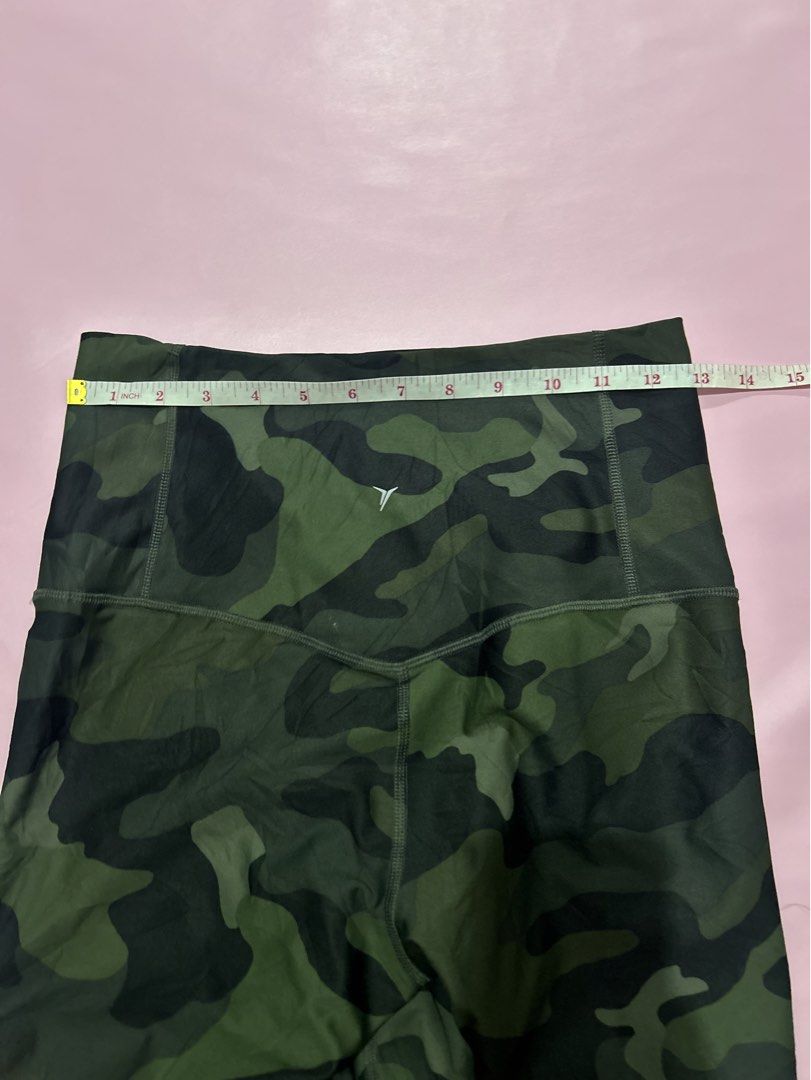 Old Navy Powersoft Leggings (Category: Activewear) located in Manila. Submitted by chen_clybelles (Listing ID 1466481781, Image 3). Description: .