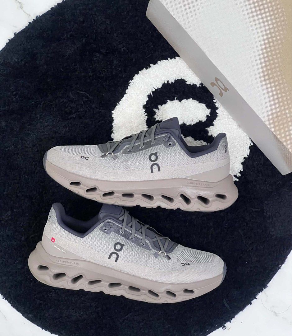 On Cloudtilt Eclipse cinder (Category: Sneakers) located in Ramon. Submitted by lesaia (Listing ID 1466515457, Image 1). Description: Size 10.5m Like new Complete w box Selling 9,500!!.