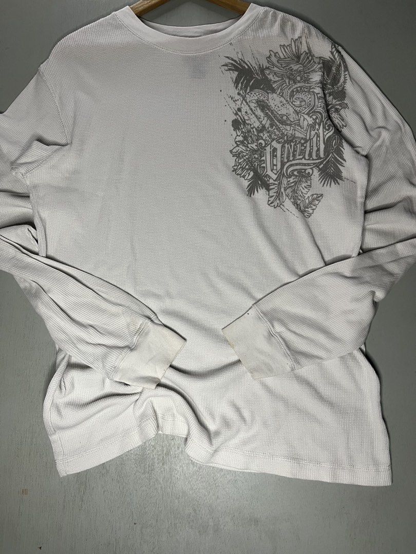 ONIELL y2k (Category: Longsleeves) located in Catbalogan. Submitted by wayndsyclee. (Listing ID 1466420151, Image 3). Description: ONIEL Y2k No issue Need wash Excellent condi Color rate 9/10 Size large to xl Dimes:w22/L30.