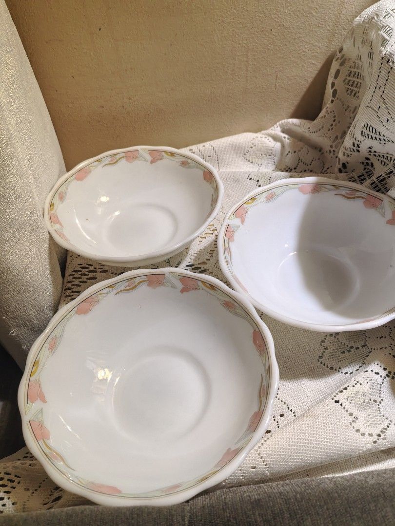 Opalware bowl 6x2.5" break resistant,microwave,dishwasher safe/pc (Category: Dinnerware & Cutlery) located in Manila. Submitted by luckycharm_215 (Listing ID 1466480486, Image 2). Description: used good.