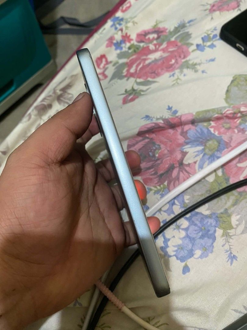 Oppo A6Pro 256GB (Category: OPPO) located in Pasig City. Submitted by rafmarc (Listing ID 1466533867, Image 3). Description: 📱 OPPO A6 PRO 4G — 8GB RAM / 256GB 💰 SELLING PRICE: ₱8,600 — NEGOTIABLE! 🔄 SWAP / TRADE WELCOME! • Straight swap — depende sa unit • Swap + cash ka — welcome • Send photo + specs ng unit mo para ma-check 📌 SPECS 💾 256GB Internal Storage 🧠 8GB RAM + RAM Expansion 📱 6.57" FHD+ AMOLED Display 🔄 120Hz Refresh Rate ⚙️ Me