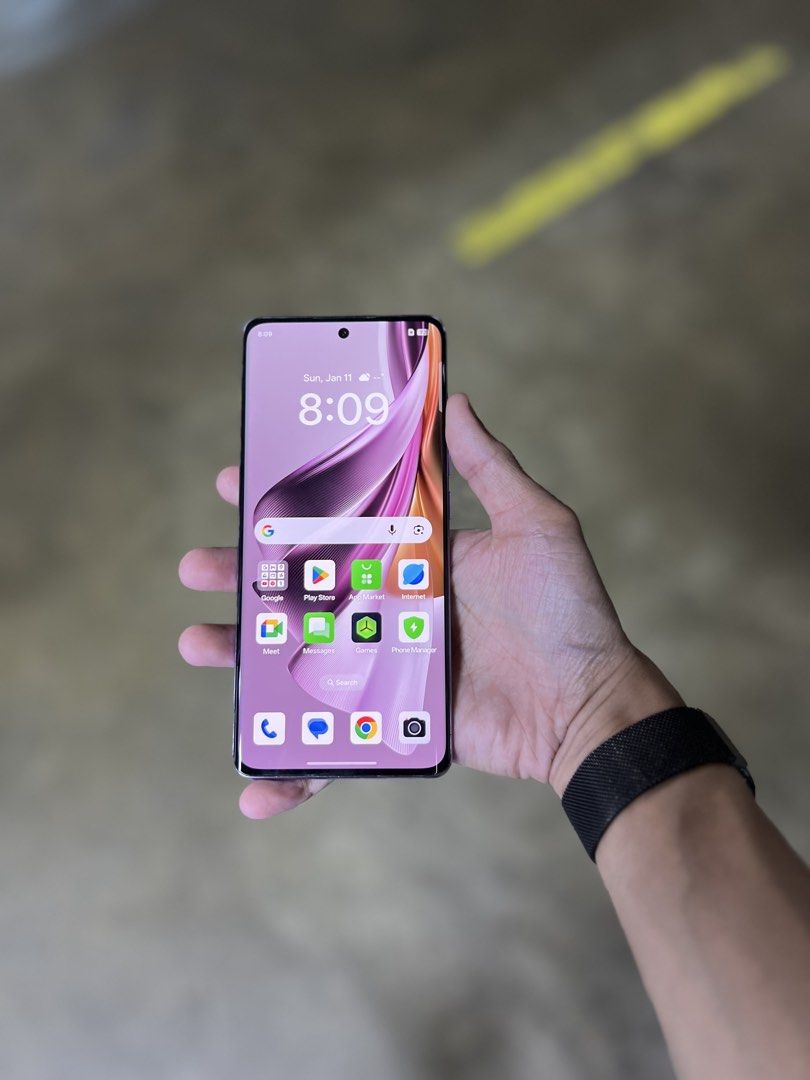 [NOT AVAILABLE] Oppo Reno10 Pro 5G 256GB (Category: OPPO) located in Mandaluyong City. Submitted by justonlyreyn (Listing ID 1466370479, Image 3). Description: ⚠️ Strictly no photo grabbing❗️ ✅ Actual pictures are all posted ✨ Price: P9,990.00 Oppo Reno10 Pro 5G 256GB ROM 24GB (12GB + 12GB) Expandable RAM No SIM Restrictions (Open to any SIM) 5G-Ready Network Curved Screen Design Under-display Fingerprint Refresh Rate: 60Hz & 120Hz Smoothness (Ph