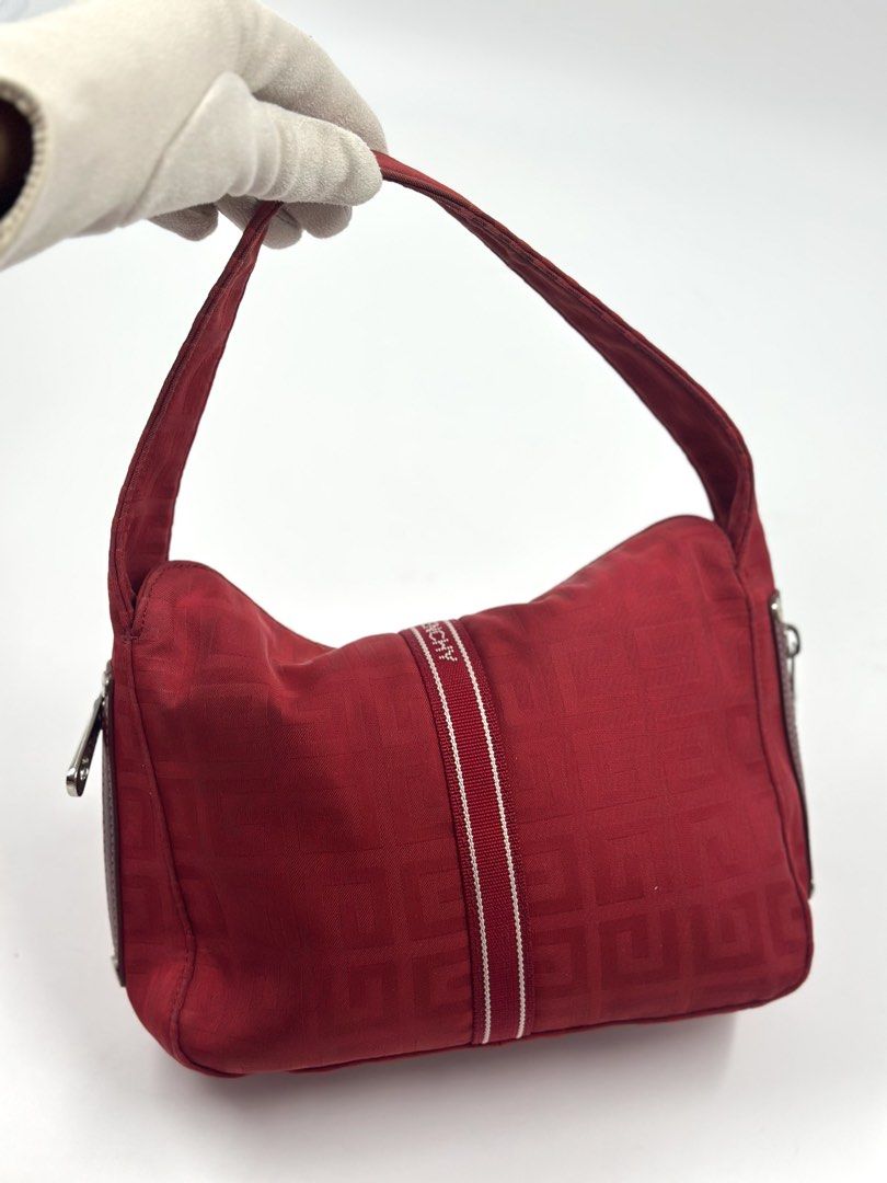 💯Original GIVENCHY Mini Hobo (Category: Luxury Bags & Wallets) located in Cebu City. Submitted by jam_bagelyas (Listing ID 1466353563, Image 3). Description: .