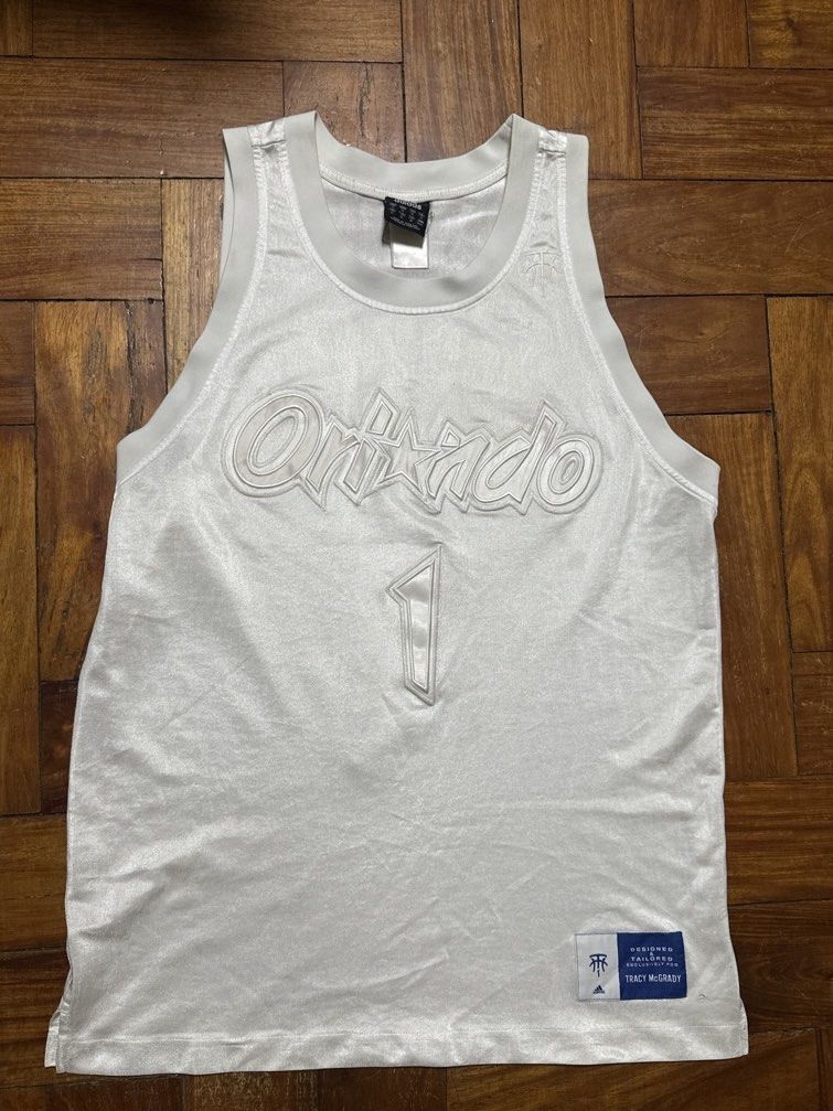 orlando jercey, Tracy McGRADY original (Category: Looking For) located in Bacoor. Submitted by nicole1738 (Listing ID 1466518171, Image 1). Description: size L to XL .