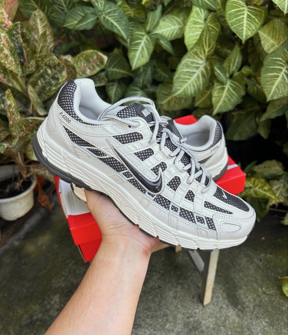 P6000 Off Noir (Category: Casual Shoes) located in Bulacan. Submitted by soleeater.ph (Listing ID 1466339567, Image 3). Description: Want to sell P6000 Off Noir size 9.5/10/10.5 ₱4500 only • pwede COD / COP / LAY AWAY • Nationwide shipping • QC and Bulacan loc.