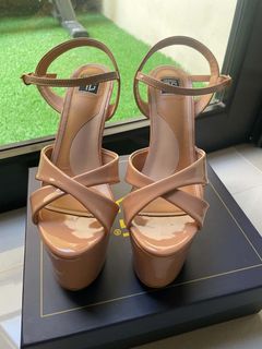(Category: ) located in . Submitted by mandsboutique (Listing ID 1466552446, Image 1). Description: .