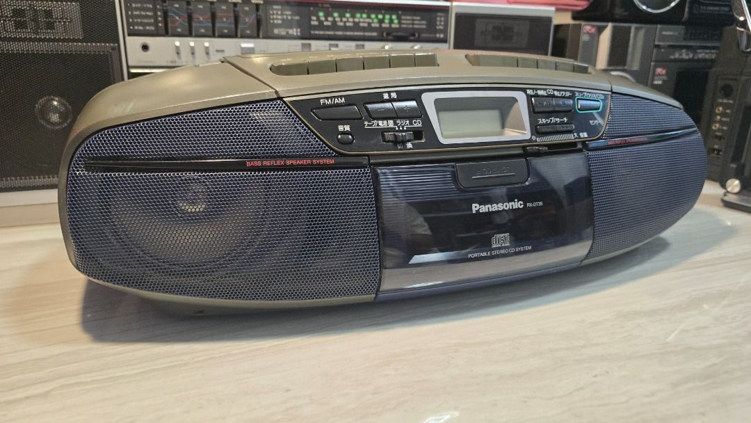 Panasonic RX-DT35 (Category: Portable Music Players) located in Manila. Submitted by bryanpotpot18 (Listing ID 1466498313, Image 2). Description: Panasonic RX-DT35 Portable Stereo Cd System Radio Am/Fm working Tape 1 and 2 working CD working 100volts .