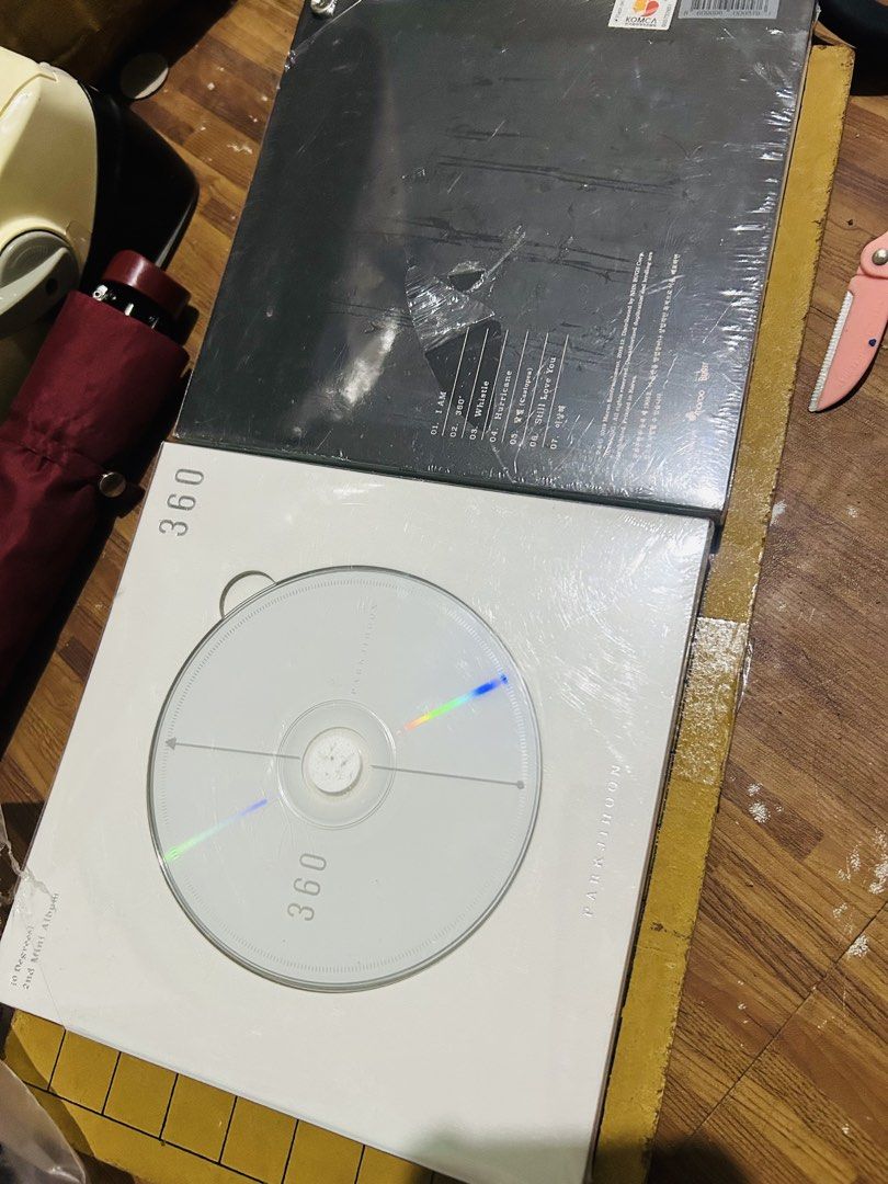 Park Ji Hoon 360 2nd Mini Album Set (Category: CDs & DVDs) located in Manila. Submitted by starbalesukandjapansurplus (Listing ID 1466501314, Image 3). Description: - Park Ji Hoon 360 2nd Mini Album Bundle (Black & White versions) - Brand new and factory sealed in original plastic - Official Maru Entertainment release - Tracklist: I AM, 360, Whistle, Hurricane, Casiopeia, Still Love You, Strange.