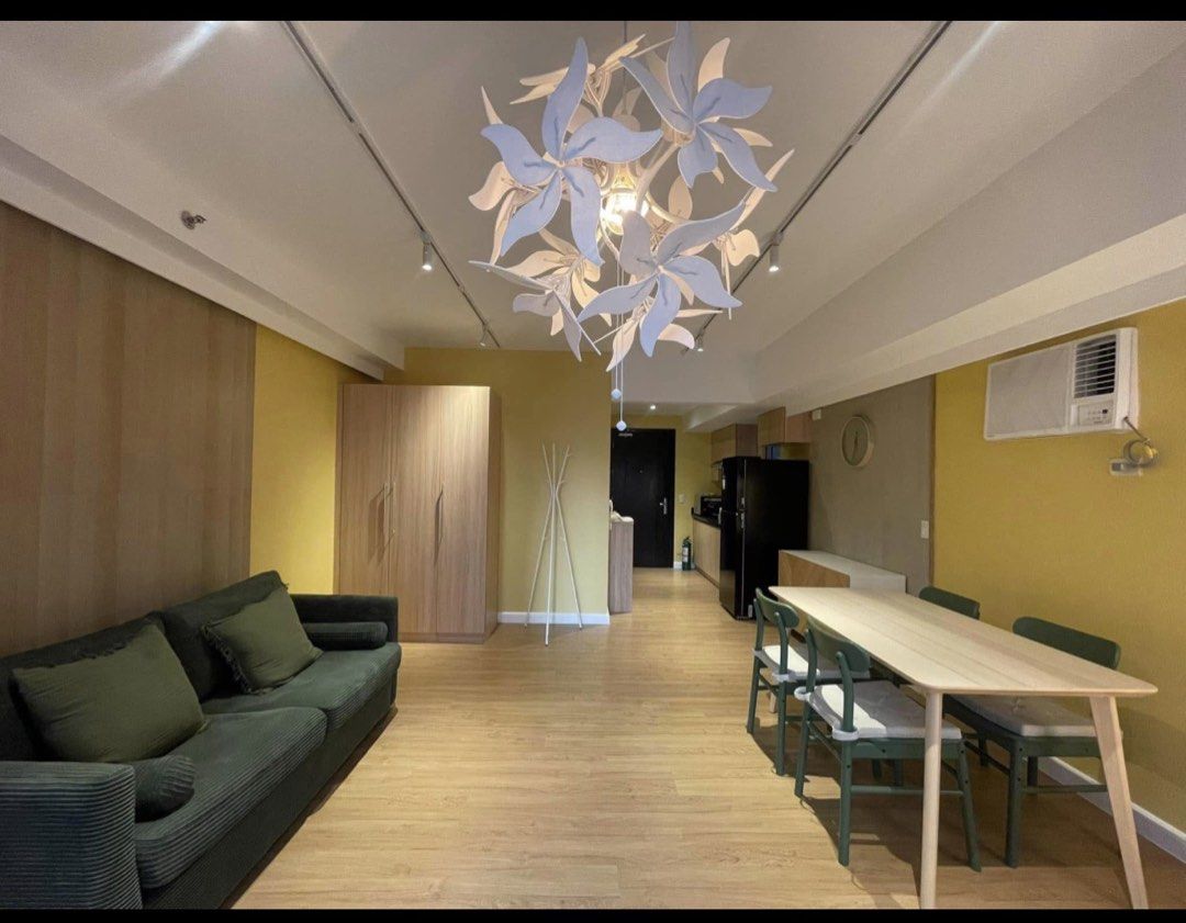 Park Triangle Residences BGC Studio Unit for sale (Category: Apartments & Condos) located in Manila. Submitted by rmvlistings (Listing ID 1466403362, Image 3). Description: REPRICED! NOW ONLY ₱9.8M! PARK TRIANGLE RESIDENCES | STUDIO FOR SALE Brand-New Fully Furnished Studio 📌 Property Details: • Studio Unit • Unit size : 35 sqm • 15th Floor • No Balcony • All Brand-New Furniture & Appliances • Never Been Occupied • With Direct access to Park Tri