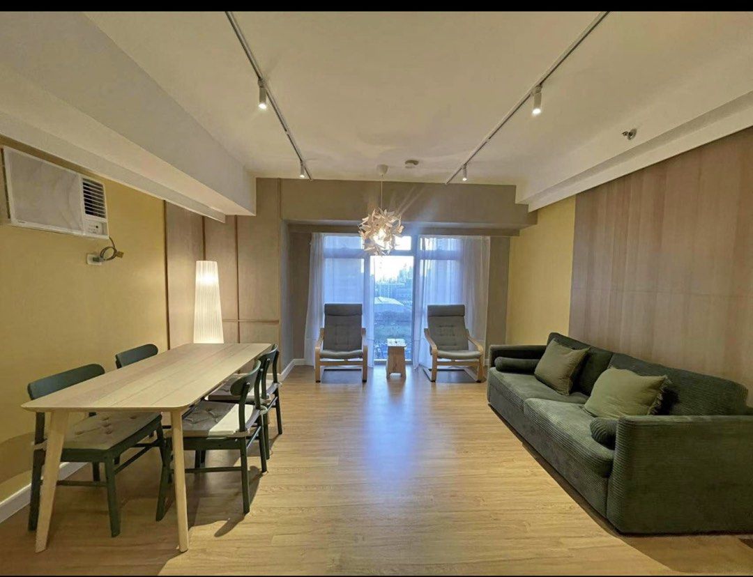 Park Triangle Residences BGC Studio Unit for sale (Category: Apartments & Condos) located in Manila. Submitted by rmvlistings (Listing ID 1466403362, Image 2). Description: REPRICED! NOW ONLY ₱9.8M! PARK TRIANGLE RESIDENCES | STUDIO FOR SALE Brand-New Fully Furnished Studio 📌 Property Details: • Studio Unit • Unit size : 35 sqm • 15th Floor • No Balcony • All Brand-New Furniture & Appliances • Never Been Occupied • With Direct access to Park Tri