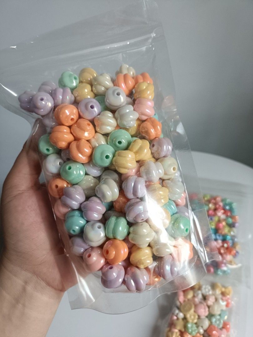 Pastel Craft Beads Assorted Shapes and Sizes 4 Packs (Category: Craft Supplies & Tools) located in Tanza. Submitted by misumei (Listing ID 1466356832, Image 2). Description: INLCUSION: ✨ Star (big hole) - approx. 155g ✨ Irregular Shaped - approx. 390g ✨ Spiral Cookie Star - approx. 230g ✨ Chucky Mixed - approx - 250g.