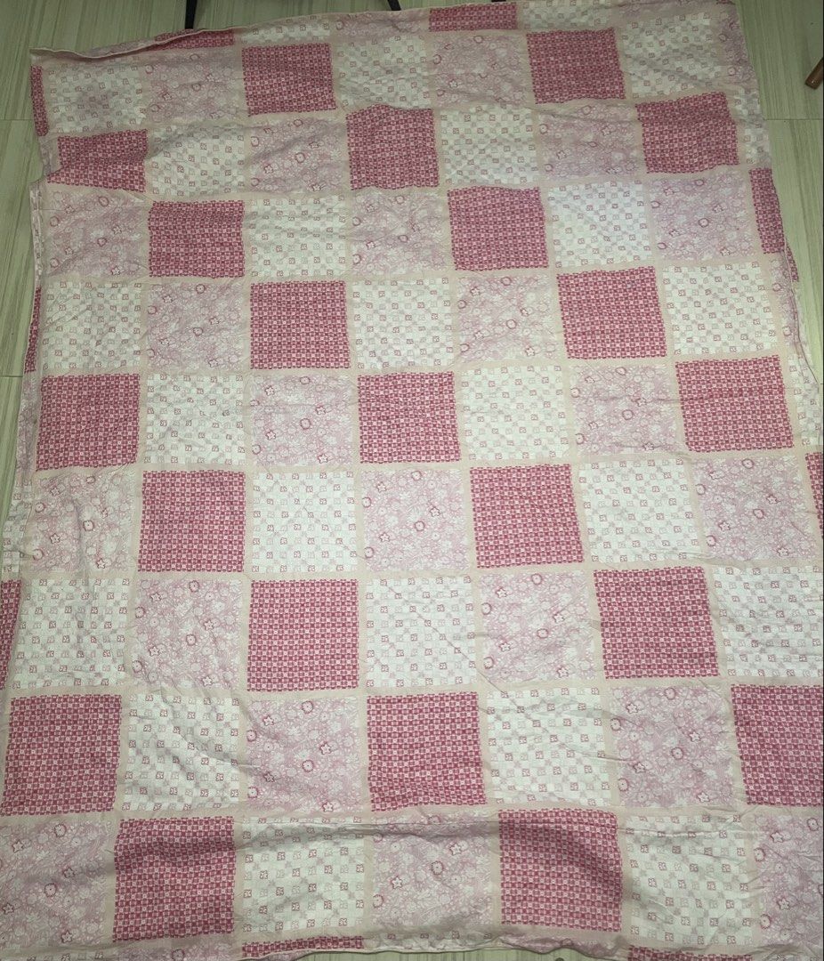 Patchwork Comforter Bedding y2k Coquette Mori Kei Cottagecore (Category: Bedding & Towels) located in Antipolo. Submitted by thelibracloset_ (Listing ID 1466408713, Image 2). Description: 75x60 (Queen Size) - has minimal flaws (slight pilling) see last pic - needs wash (from ukay).