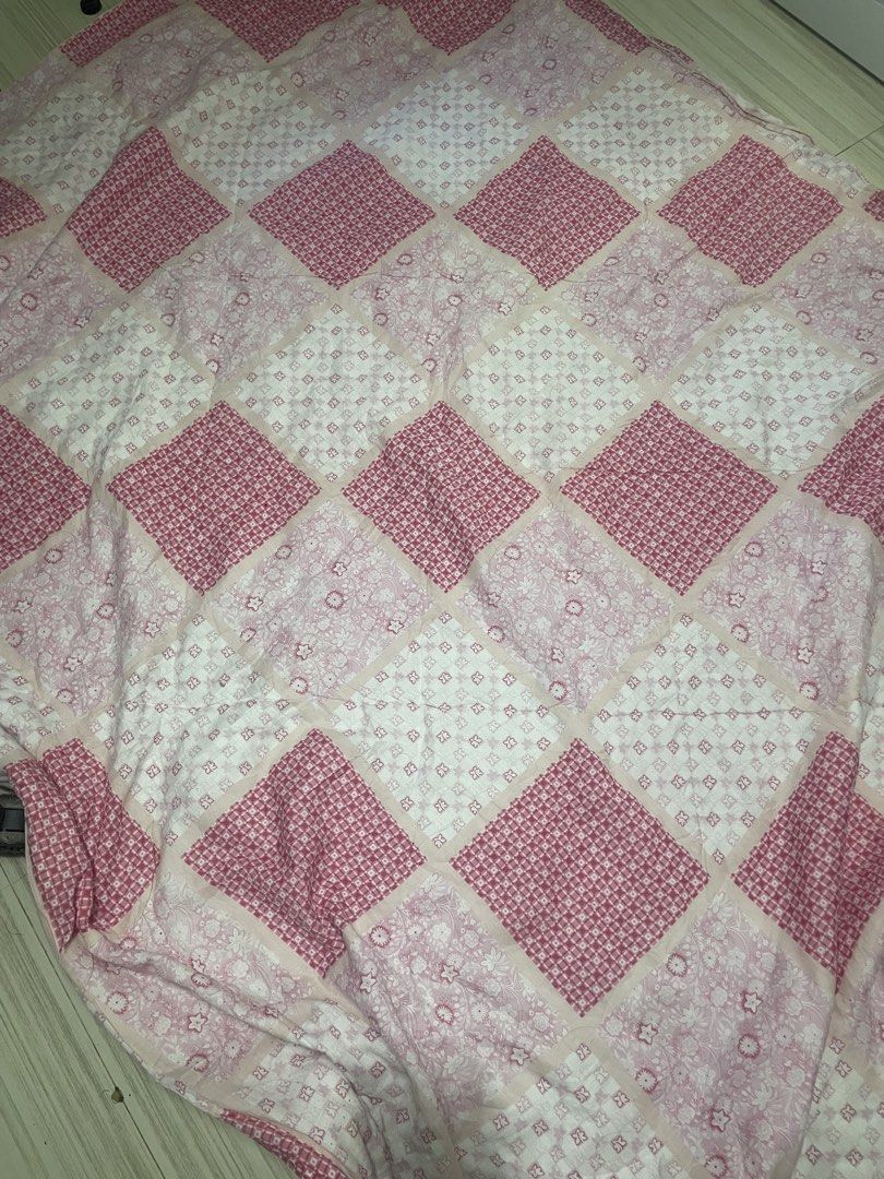 Patchwork Comforter Bedding y2k Coquette Mori Kei Cottagecore (Category: Bedding & Towels) located in Antipolo. Submitted by thelibracloset_ (Listing ID 1466408713, Image 1). Description: 75x60 (Queen Size) - has minimal flaws (slight pilling) see last pic - needs wash (from ukay).